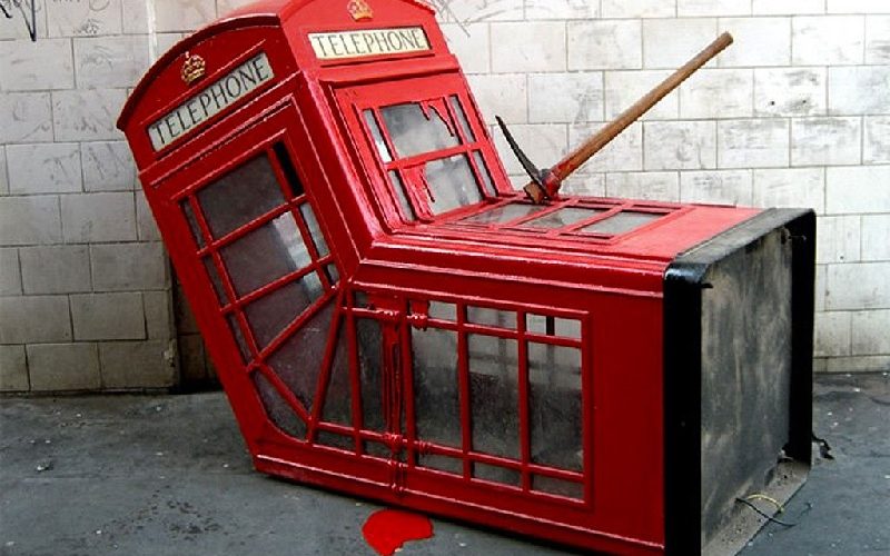 Cabina rossa inglese - Banksy