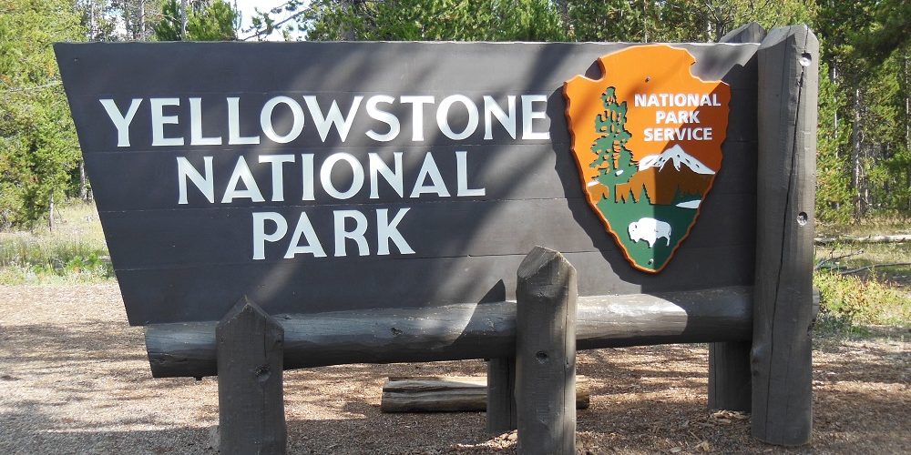 Yellowstone Nationa Park Sign
